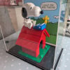 Customer image of LEGO® Peanuts: Snoopy's Doghouse (21368) Display Case